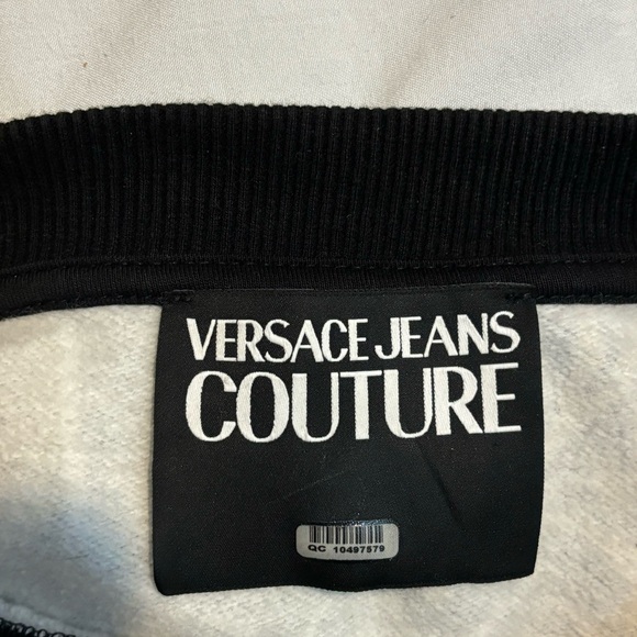 COPY - Versace Gold Hibiscus Logo Sweatshirt 🔥 - Picture 4 of 6